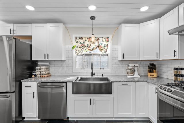 202 Pembroke Dr., Washington, GA 30673