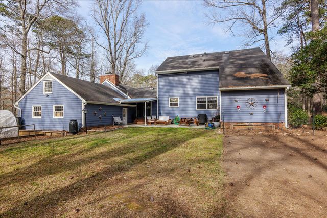 202 Pembroke Dr., Washington, GA 30673