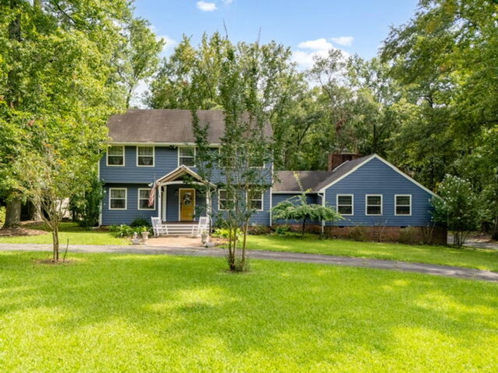 202 Pembroke Dr., Washington, GA 30673