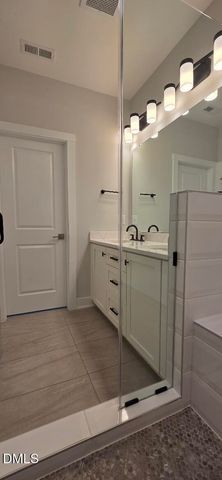 11549 Helmond Way 113, Raleigh, NC 27617