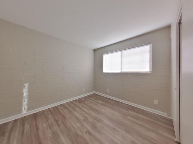 3721 W Seldon Lane, Phoenix, AZ 85051