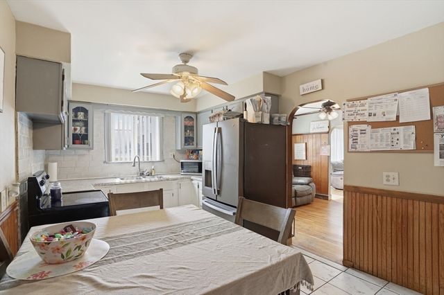 16 Brown St, North Providence, RI 02904