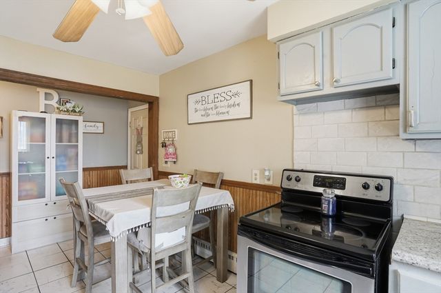 16 Brown St, North Providence, RI 02904