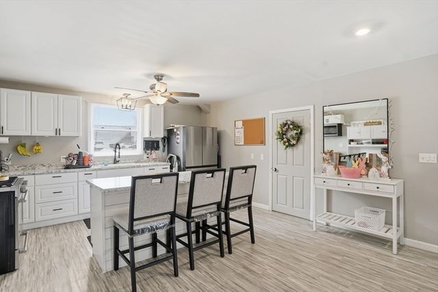 16 Brown St, North Providence, RI 02904