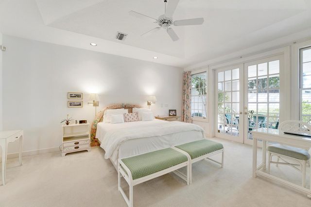 7164 SE Greenview Place, Hobe Sound, FL 33455