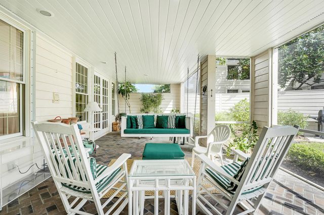 7164 SE Greenview Place, Hobe Sound, FL 33455