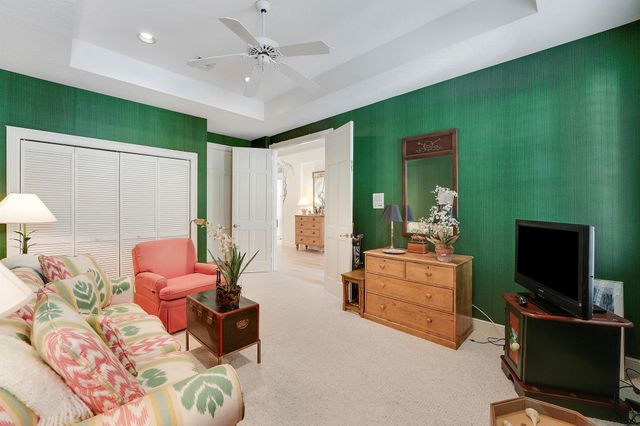 7164 SE Greenview Place, Hobe Sound, FL 33455