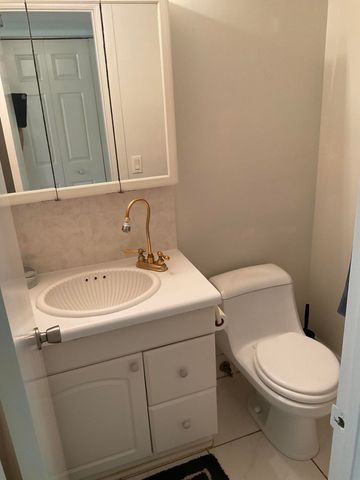 29 Newport B 29, Deerfield Beach, FL 33442