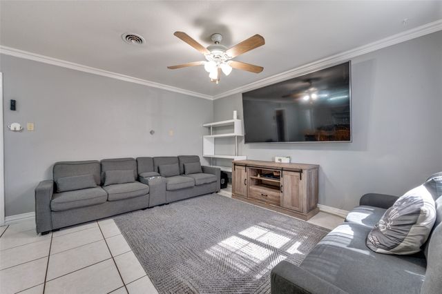 2505 Albemarle Drive, Farmers Branch, TX 75234