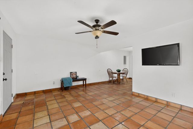 1314 Del Monte Trail SW, Albuquerque, NM 87121