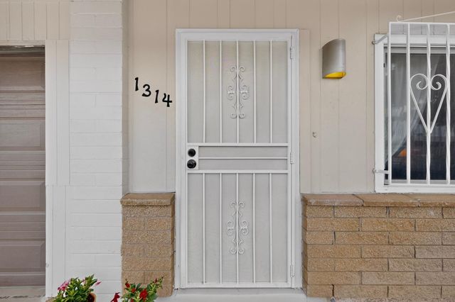 1314 Del Monte Trail SW, Albuquerque, NM 87121