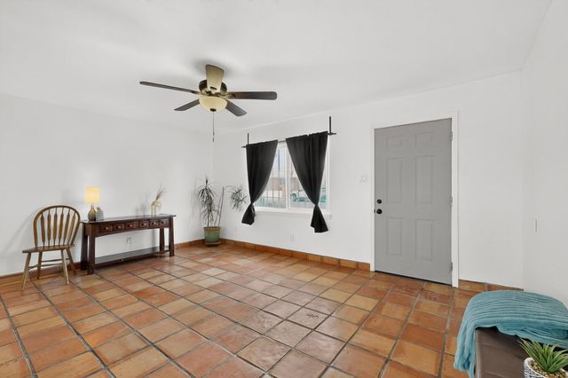 1314 Del Monte Trail SW, Albuquerque, NM 87121