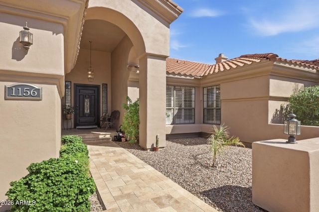 1156 E GRANDVIEW Road, Phoenix, AZ 85022