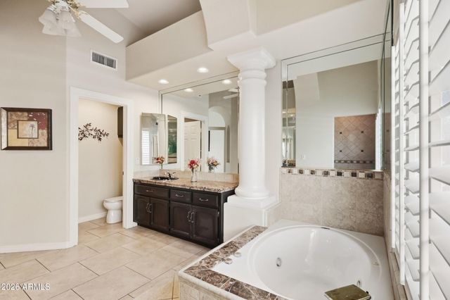1156 E GRANDVIEW Road, Phoenix, AZ 85022