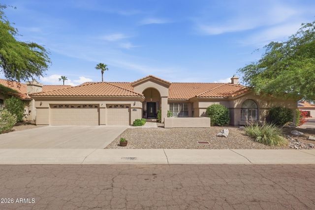 1156 E GRANDVIEW Road, Phoenix, AZ 85022