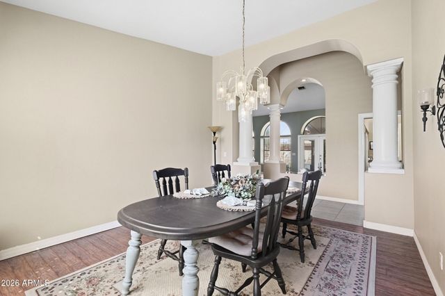 1156 E GRANDVIEW Road, Phoenix, AZ 85022