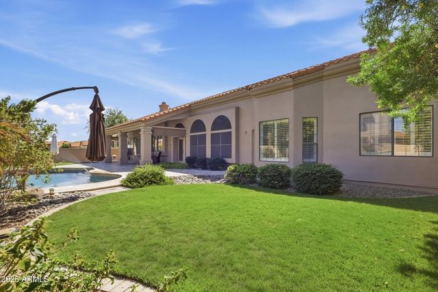1156 E GRANDVIEW Road, Phoenix, AZ 85022