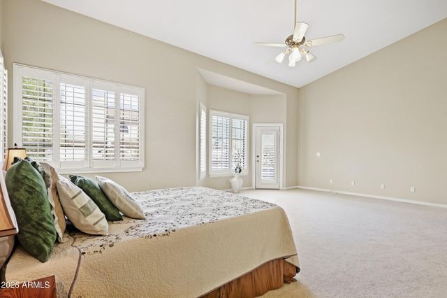 1156 E GRANDVIEW Road, Phoenix, AZ 85022
