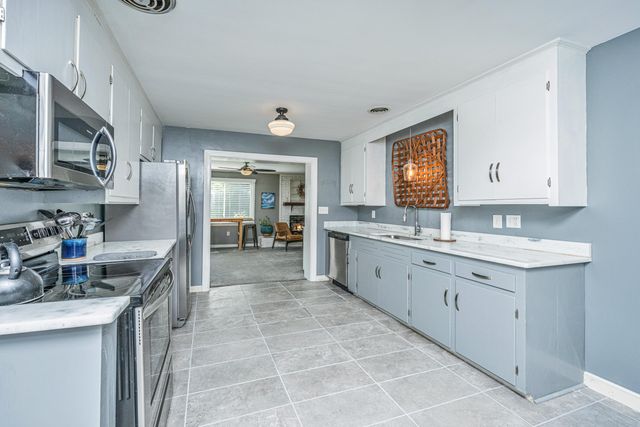5112 Victoria Avenue, North Charleston, SC 29405