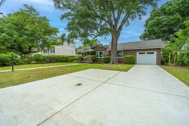 5112 Victoria Avenue, North Charleston, SC 29405