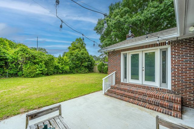 5112 Victoria Avenue, North Charleston, SC 29405