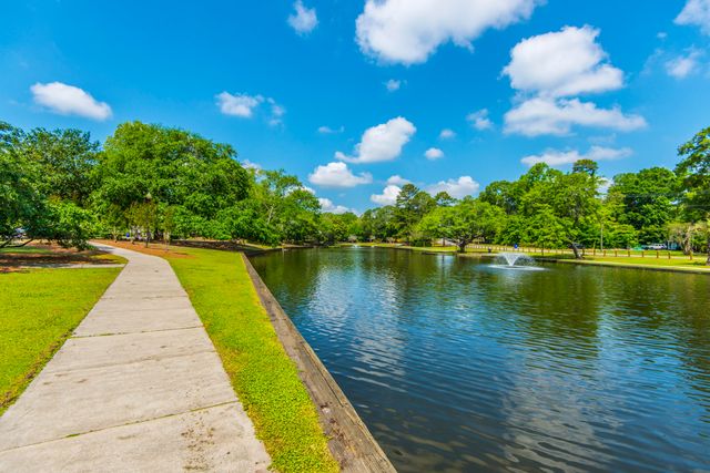 5112 Victoria Avenue, North Charleston, SC 29405