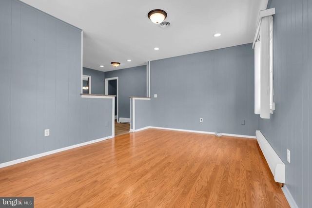 3 RANDALLS DR, Toms River, NJ 08757