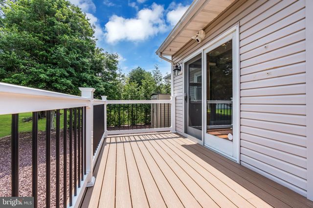 3 RANDALLS DR, Toms River, NJ 08757