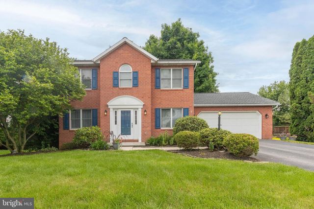 685 GREENFIELD DRIVE, Chambersburg, PA 17202