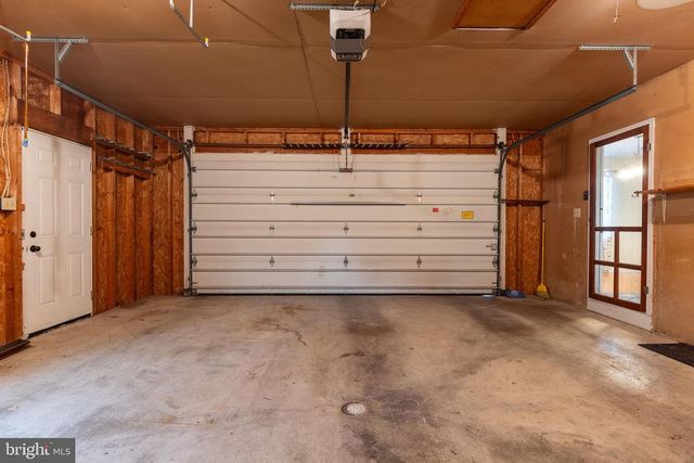 685 GREENFIELD DRIVE, Chambersburg, PA 17202