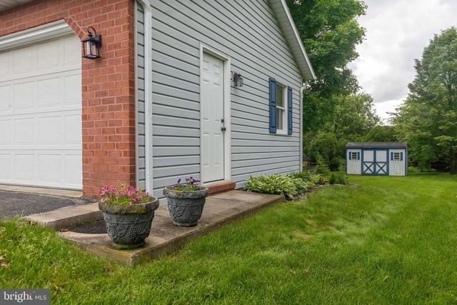 685 GREENFIELD DRIVE, Chambersburg, PA 17202