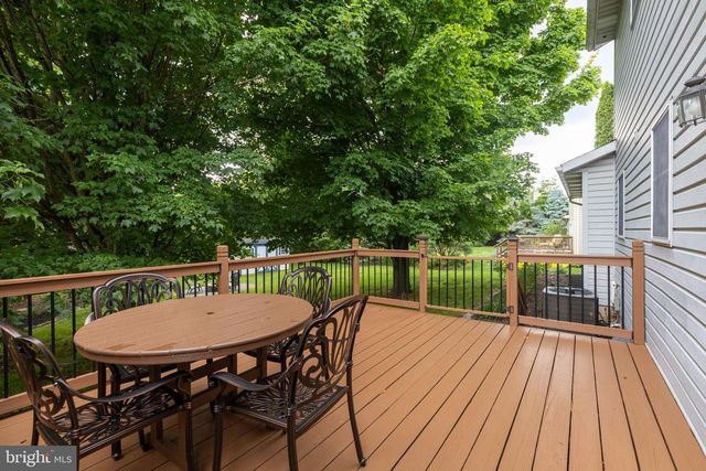 685 GREENFIELD DRIVE, Chambersburg, PA 17202