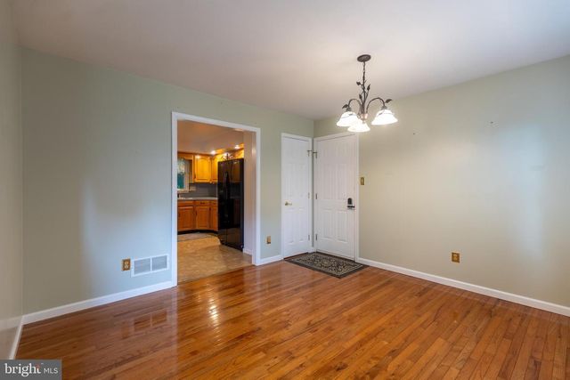 685 GREENFIELD DRIVE, Chambersburg, PA 17202