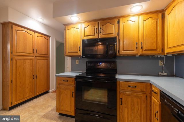 685 GREENFIELD DRIVE, Chambersburg, PA 17202