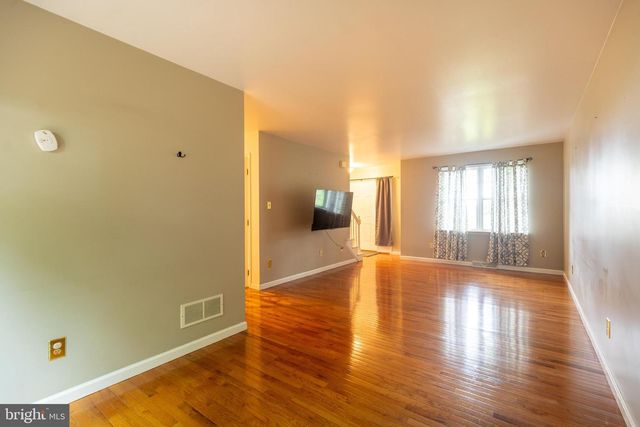 685 GREENFIELD DRIVE, Chambersburg, PA 17202