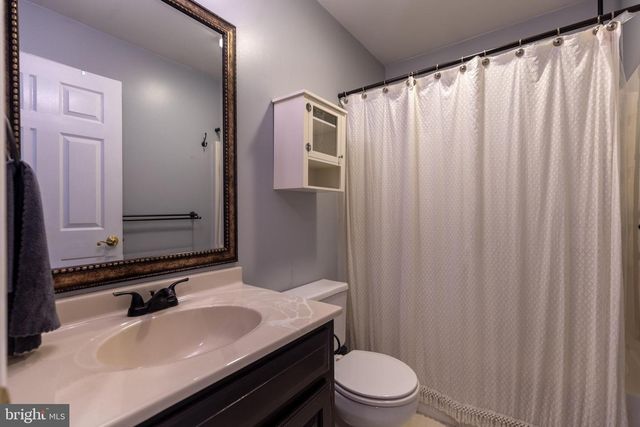 685 GREENFIELD DRIVE, Chambersburg, PA 17202