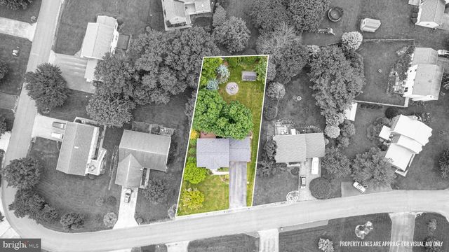 685 GREENFIELD DRIVE, Chambersburg, PA 17202