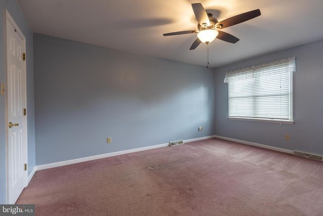 685 GREENFIELD DRIVE, Chambersburg, PA 17202
