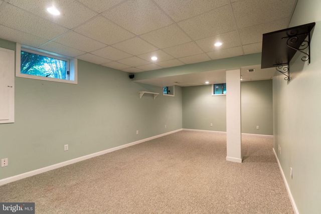 685 GREENFIELD DRIVE, Chambersburg, PA 17202