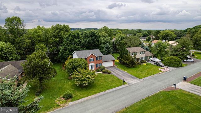 685 GREENFIELD DRIVE, Chambersburg, PA 17202