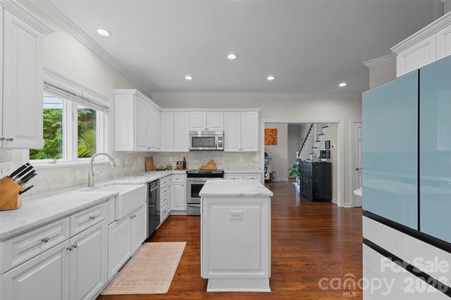 105 Ridge Top Road, Mooresville, NC 28117