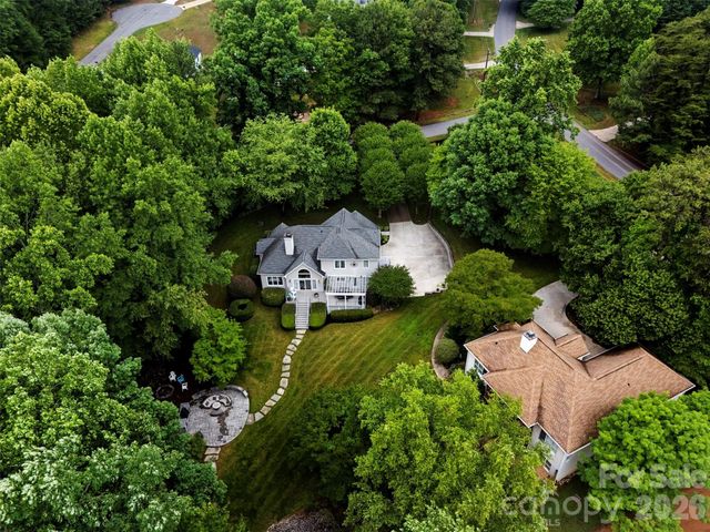 105 Ridge Top Road, Mooresville, NC 28117