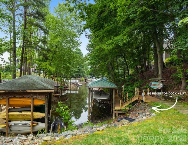 105 Ridge Top Road, Mooresville, NC 28117