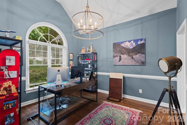 105 Ridge Top Road, Mooresville, NC 28117