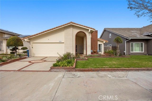 6347 Sombrero, Cypress, CA 90630