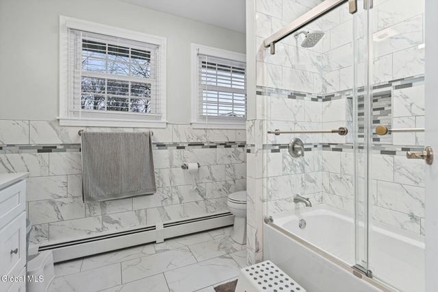 798 Downing Street, Niskayuna, NY 12309