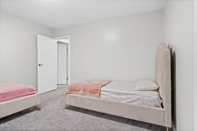 798 Downing Street, Niskayuna, NY 12309