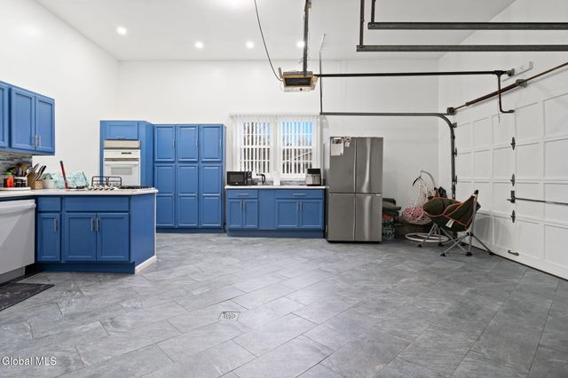 798 Downing Street, Niskayuna, NY 12309