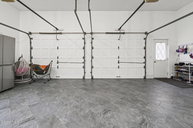 798 Downing Street, Niskayuna, NY 12309