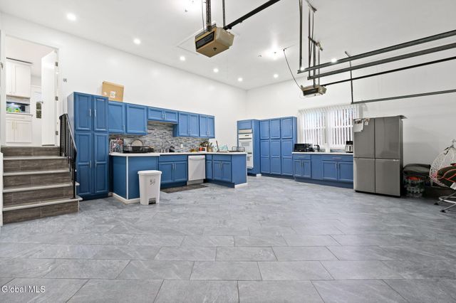 798 Downing Street, Niskayuna, NY 12309